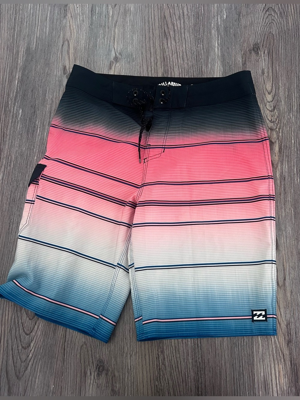 Billabong boys swim trunks 26